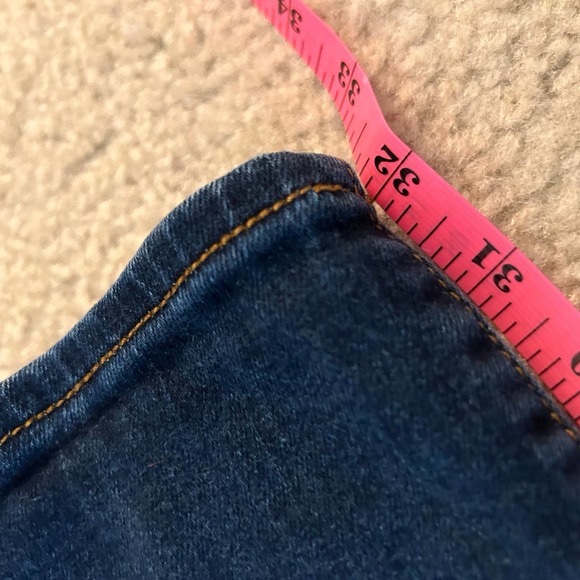 Tory Burch slim jeans size 26 - Picture 7 of 7